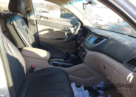 2018 Hyundai Tucson Se из США, поврежденный, VIN KM8J2CA45JU646285